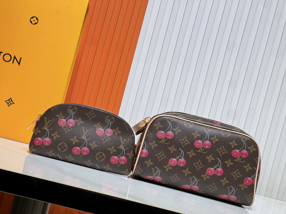 Dopp Kit M47528 28x15x16.5cm ss1