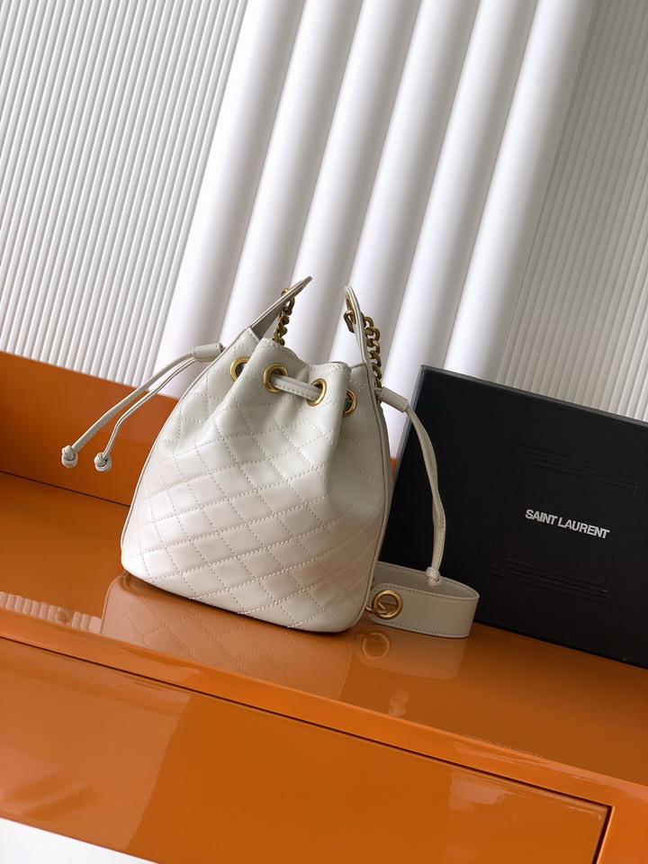 YSL 840886 15.5x11x25cm 8D