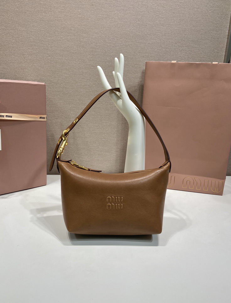Miu 5NE841 18.5x14x10cm AP1