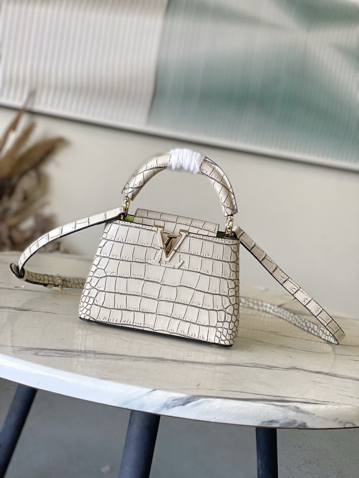 Cap N93163 21x14x8cm gf6