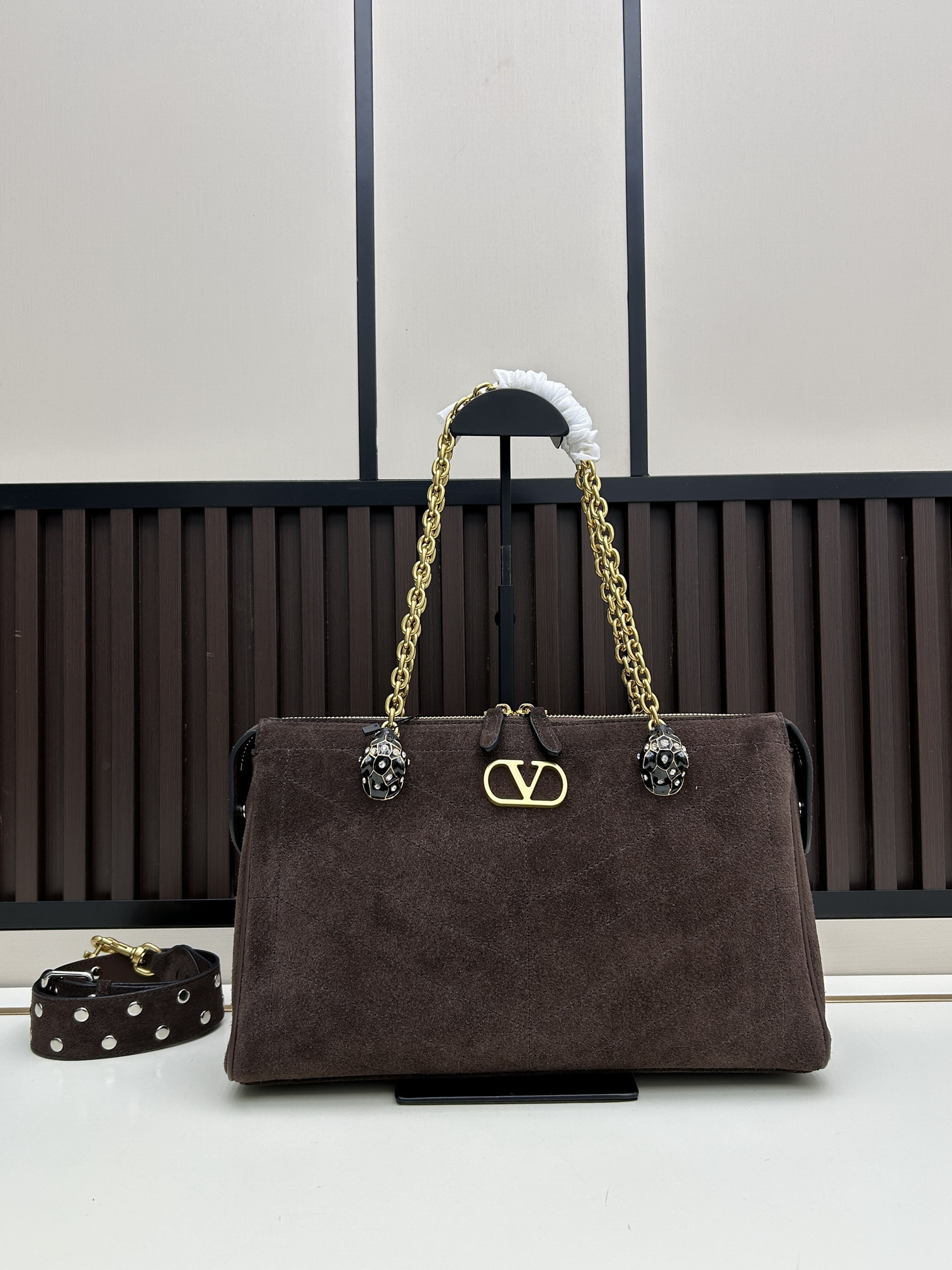 Val 20278 33x19.5x9cm jj6