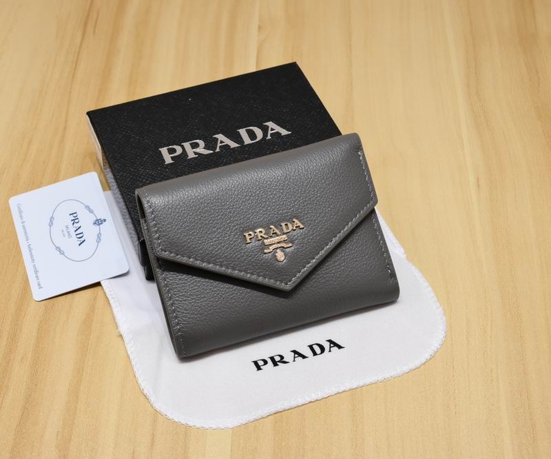 Prada 8853 ZC 8色