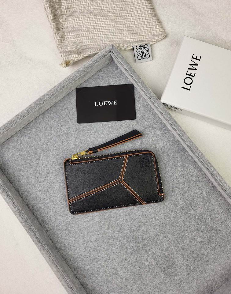 Loewe L1107 12.5x7.5x1.5cm zy