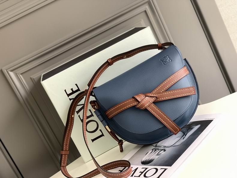 Loewe 011821 20x19x11.5cm ss17