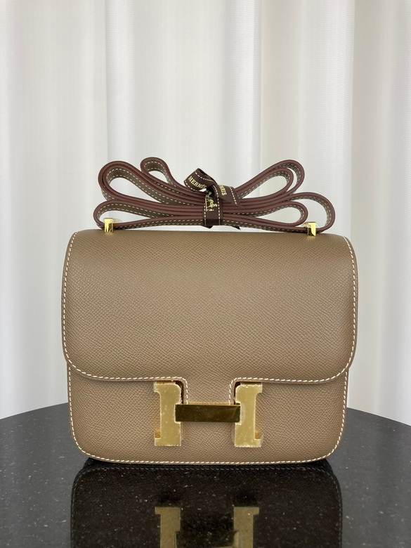 Constance 18cm 121402 AM 9