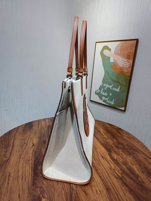 0012 33X43.5X13cm TB 4