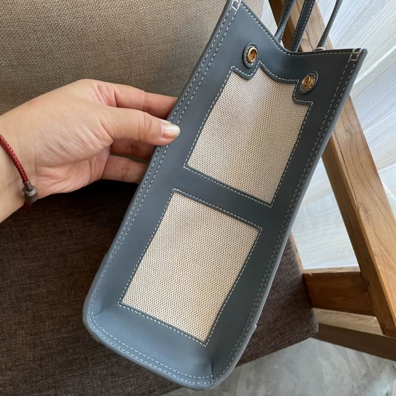 0099 26.5X34X11cm TB 5