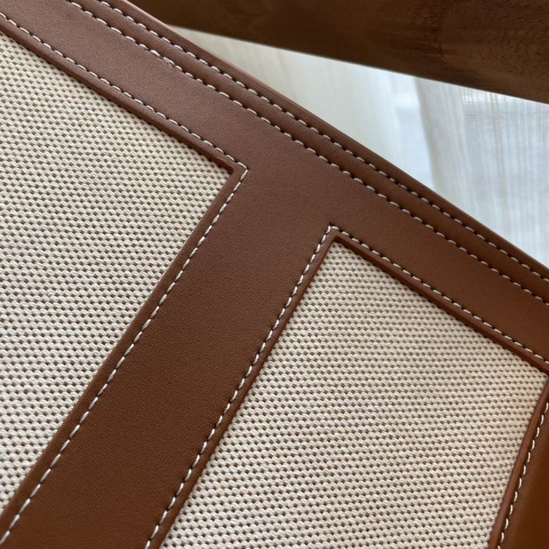 0099 33X43.5X13cm TB 6