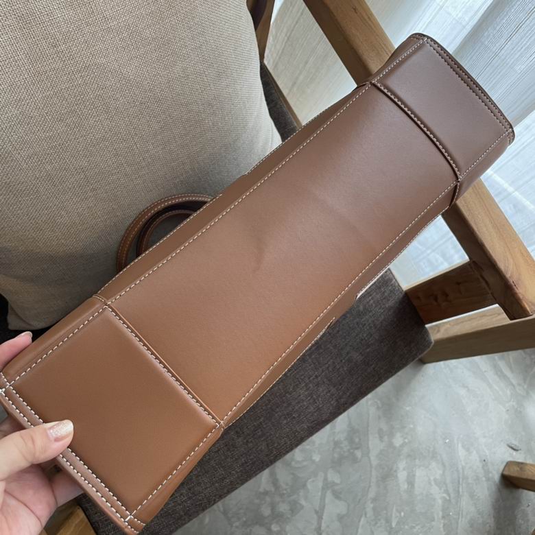 0099 33X43.5X13cm TB 8