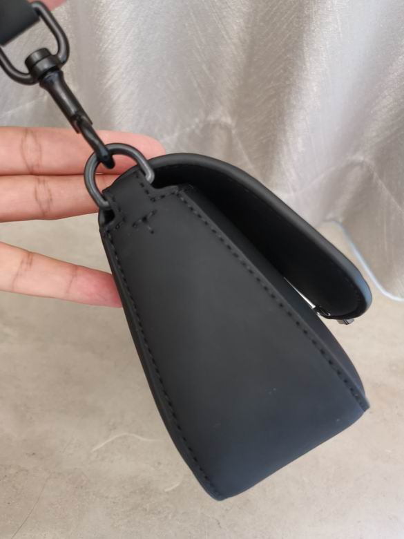 045 13X22X4cm TB 7色 59