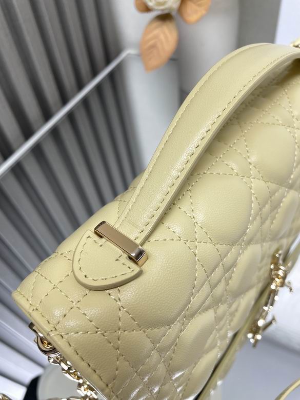 0605 24X14X7.5cm WO 4色 11