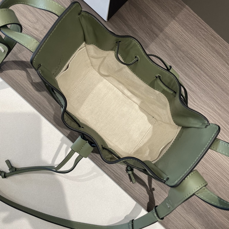 061847 19X11X17cm SS (17)