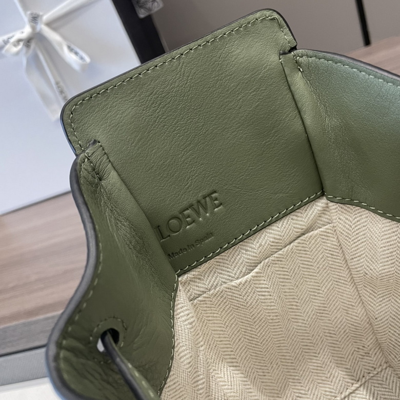 061847 19X11X17cm SS (18)