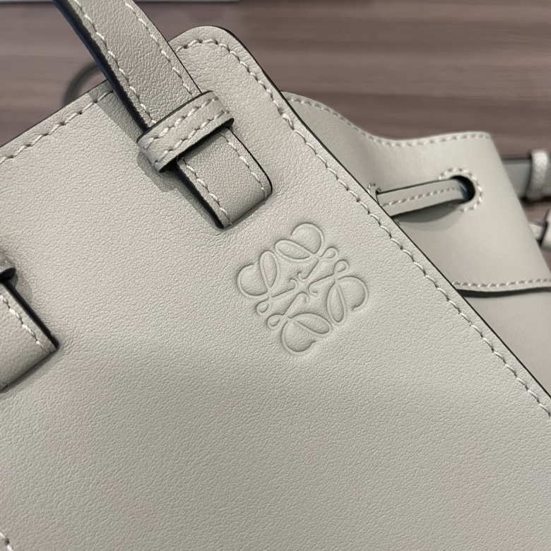 061847 19X11X17cm SS (24)