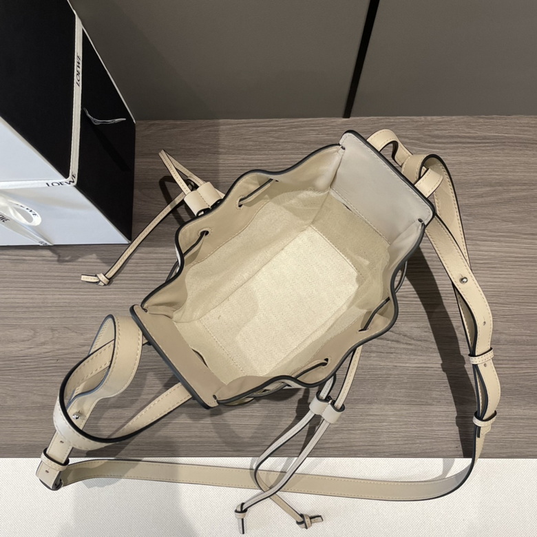 061847 19X11X17cm SS (8)