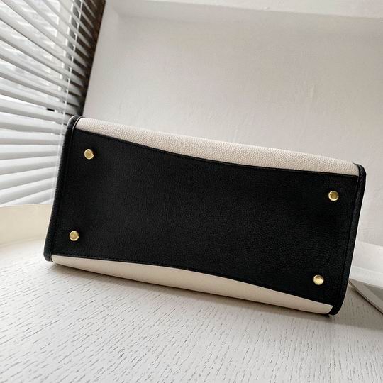 0777 30X23X15cm AZ 8