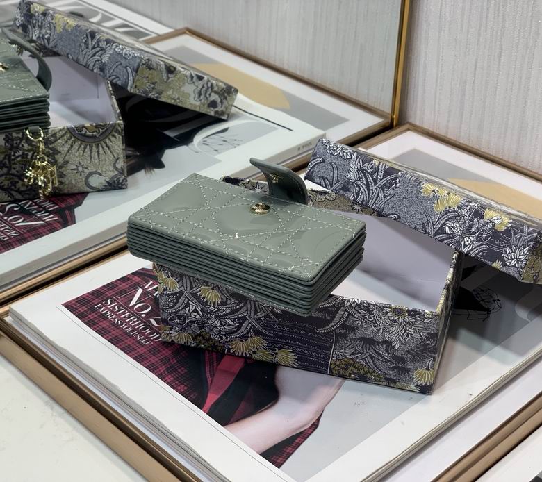 10.5cm 062804 YG 1 (5)