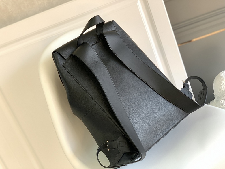 10288 33X44.5X19cm SS (12)