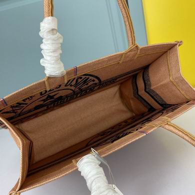 1088 42X32X16cm WW (23)