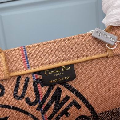 1088 42X32X16cm WW (24)