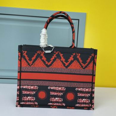 1088 42X32X16cm WW (35)