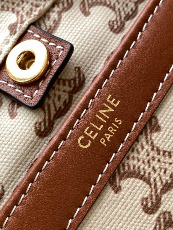 111013 22X17X15cm YG 9