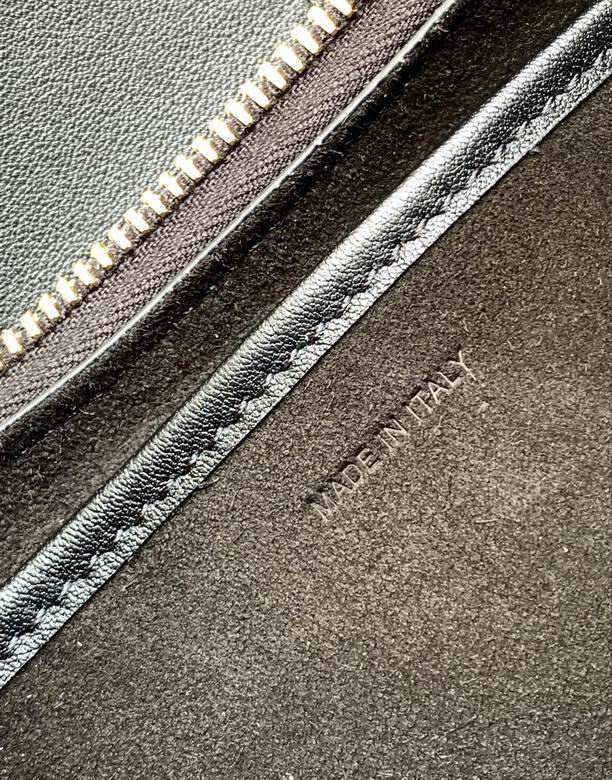 114492BZJ.04LU 23X13.5X6cm XM 3色 17