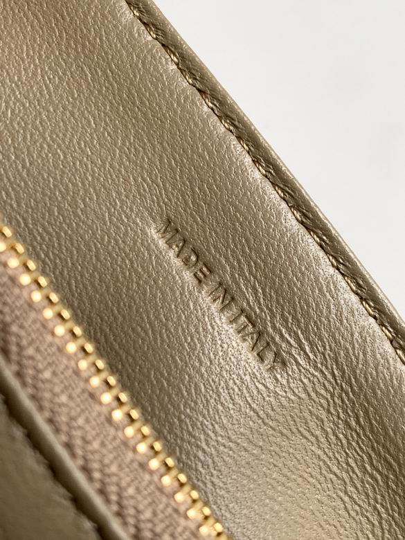 116593FRH.04LU 23.5X14X8cm XM 3色 18