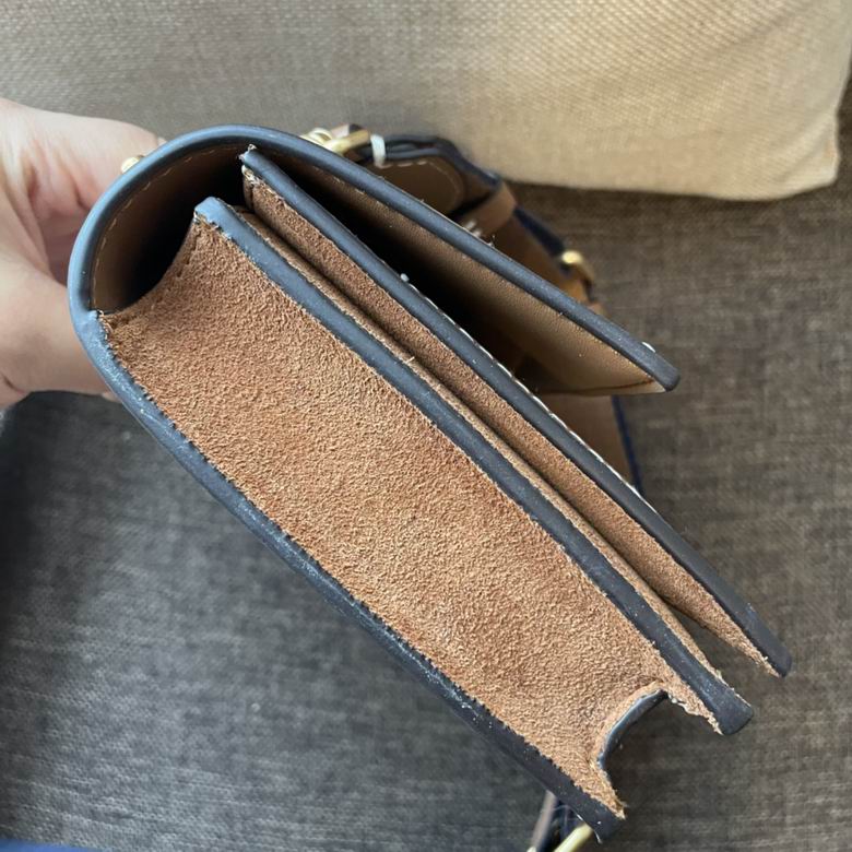 1610 13.5X22X4cm TB 4色 6