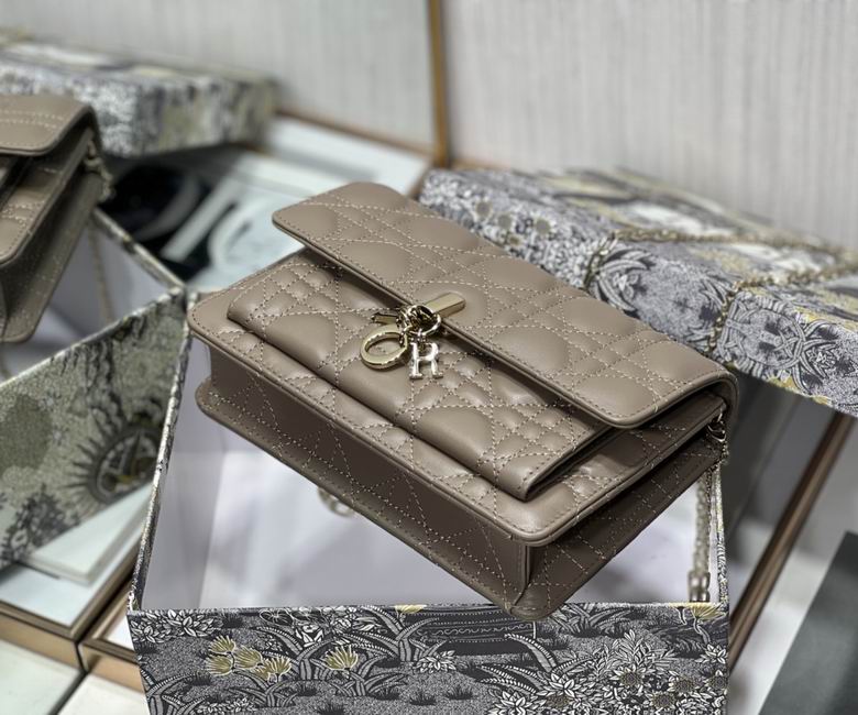 19.5cm 062506 YG 5 (4)