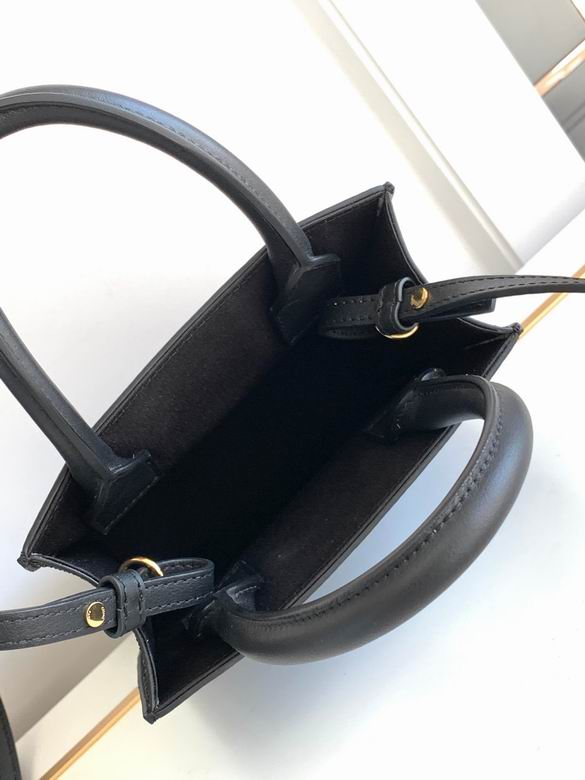 191542 17X21X4cm YG 8