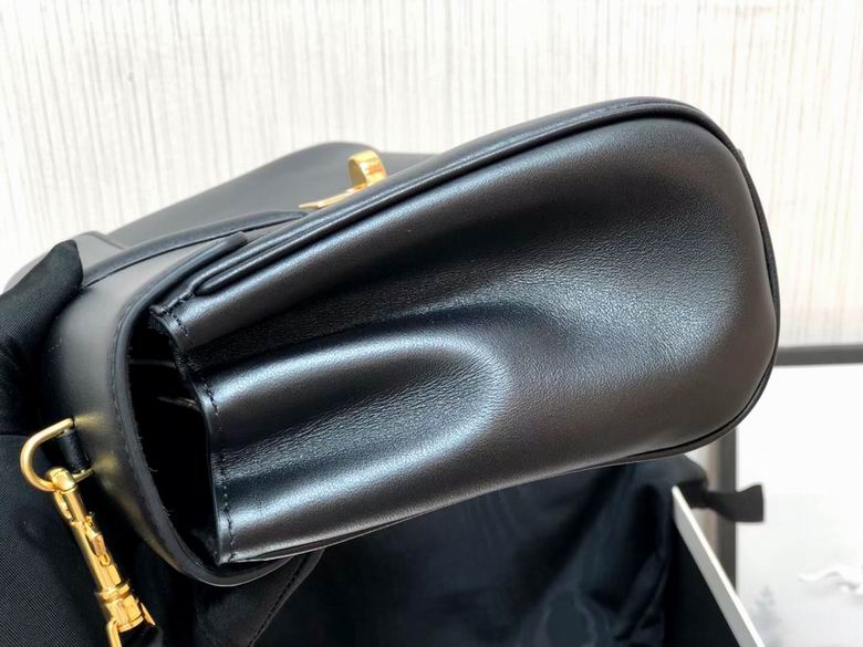 196853CR4.04LU 23X15X9cm SF 3色 13