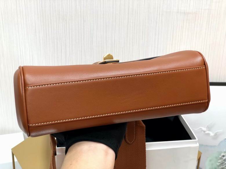 196853CR4.04LU 23X15X9cm SF 3色 5