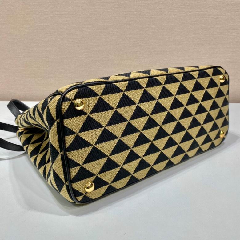 1BA274 33X24X15cm XM 5