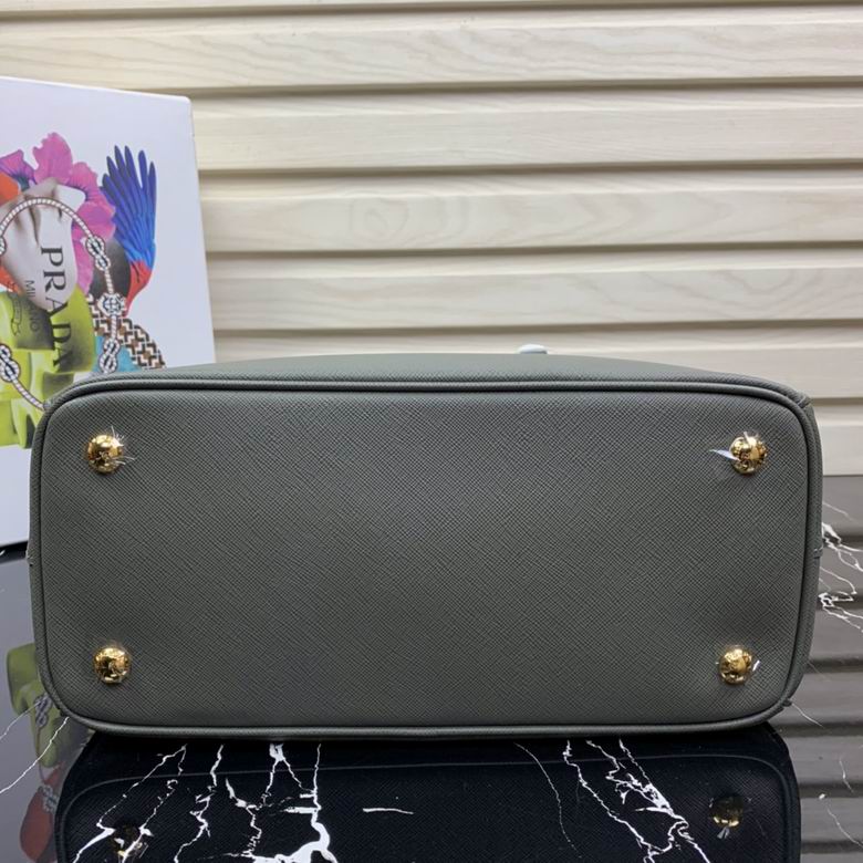 1BA863 28X20X12cm YG 5