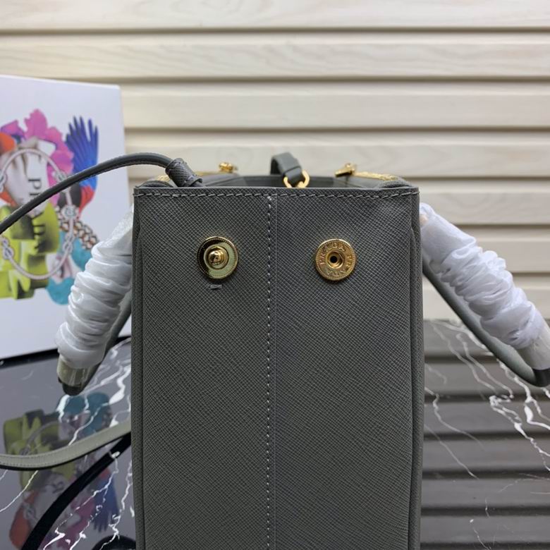 1BA863 28X20X12cm YG 7