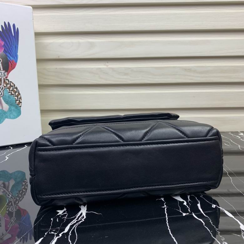 1BD233 23X17X8cm YG 5