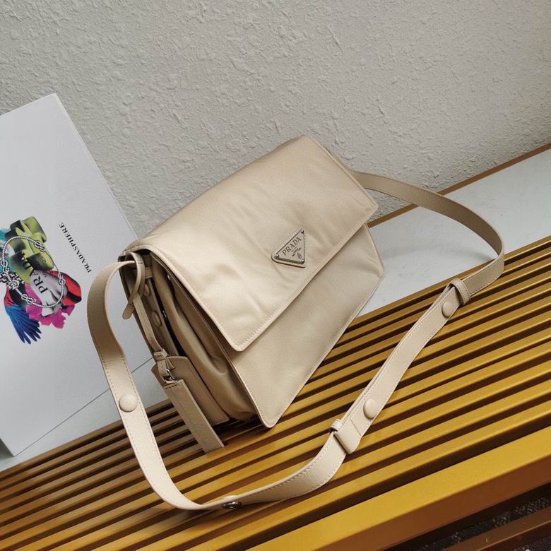 1BD255 30X21.5X12cm DN 3色 11