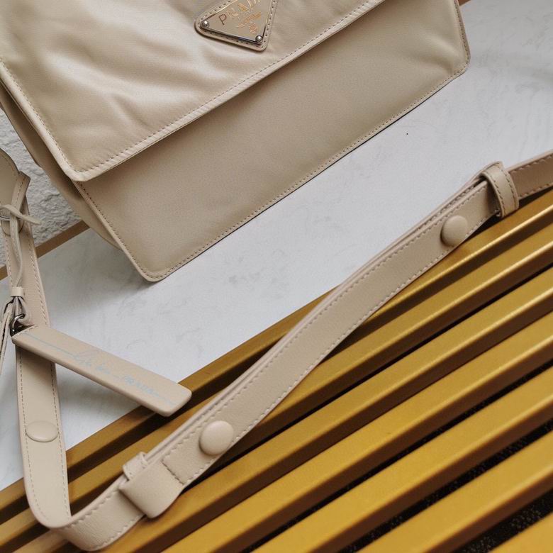 1BD255 30X21.5X12cm DN 3色 16