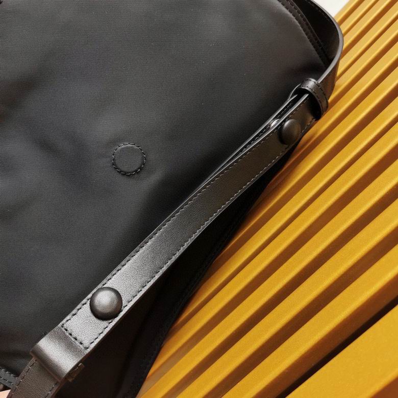 1BD255 30X21.5X12cm DN 3色 26