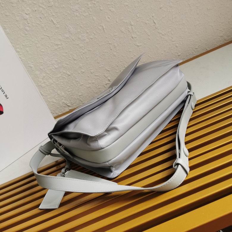 1BD255 30X21.5X12cm DN 3色 3