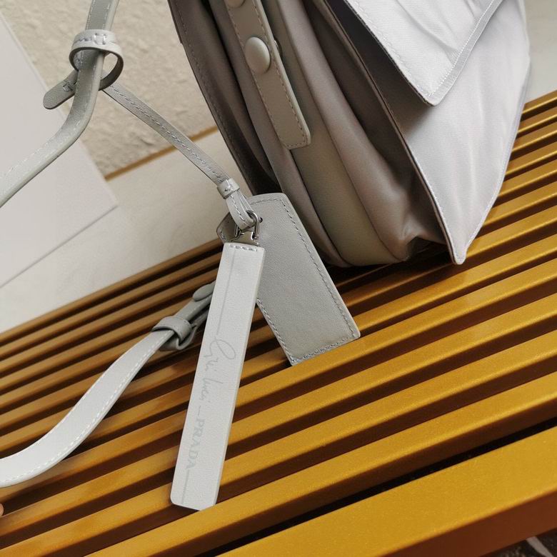 1BD255 30X21.5X12cm DN 3色 7