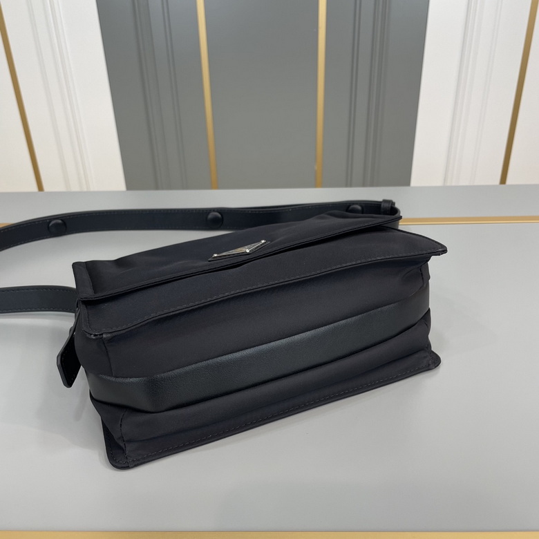 1BD313 23.5X16X11cm WP 1_ (4)