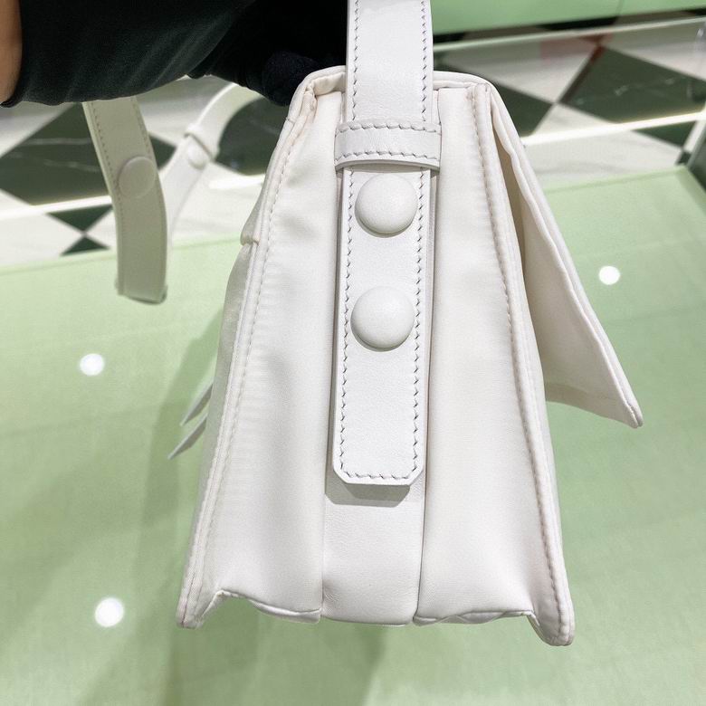 1BD313 23X16X11cm DN 4色 21