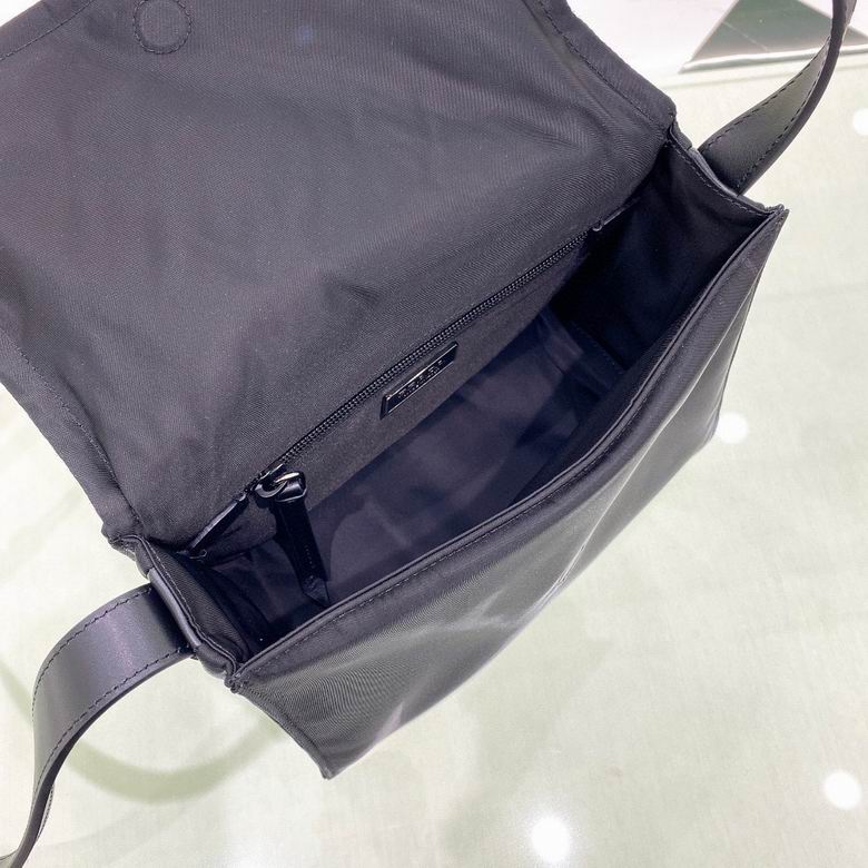 1BD313 23X16X11cm DN 4色 34