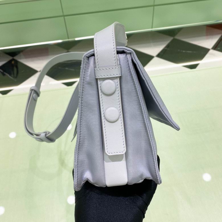 1BD313 23X16X11cm DN 4色 5