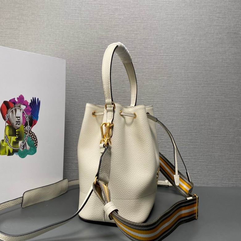 1BE018 21X25X15cm DN 2色 3