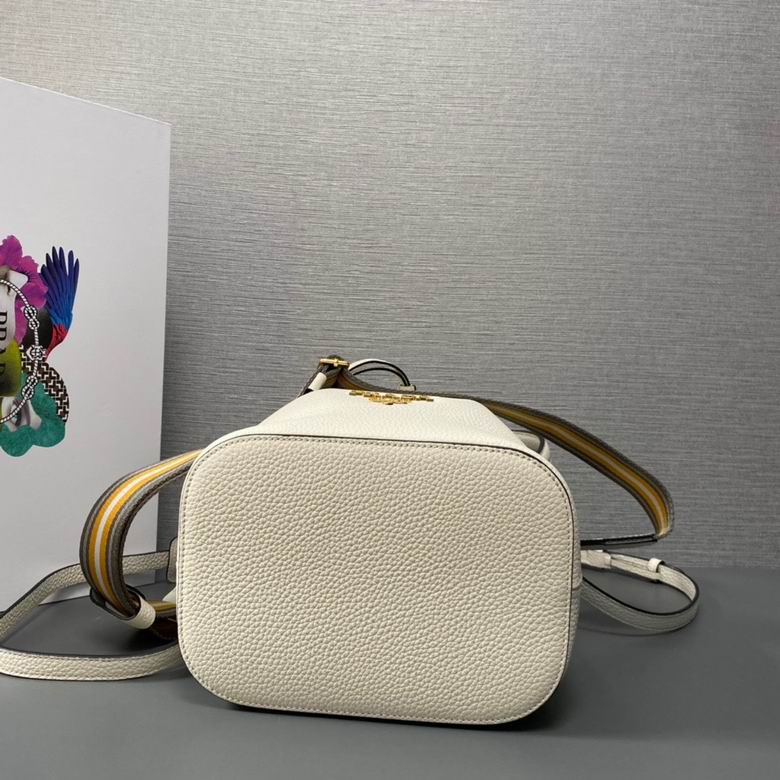 1BE018 21X25X15cm DN 2色 6