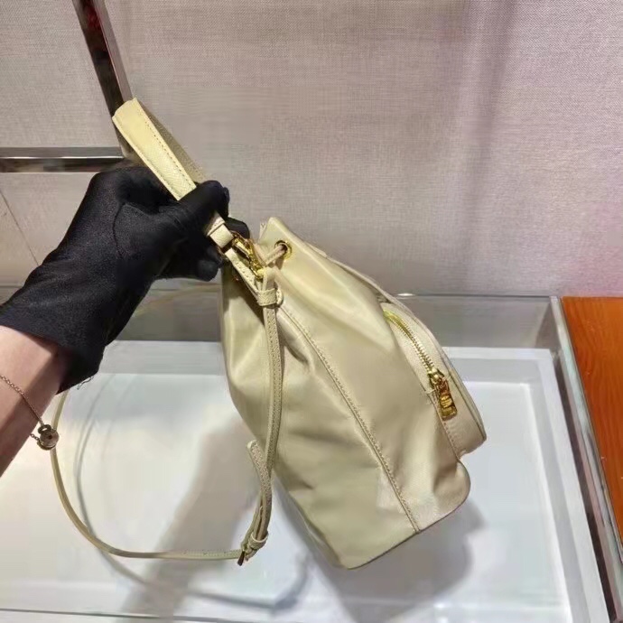 1BH038 18X23X12cm XM 6色 13