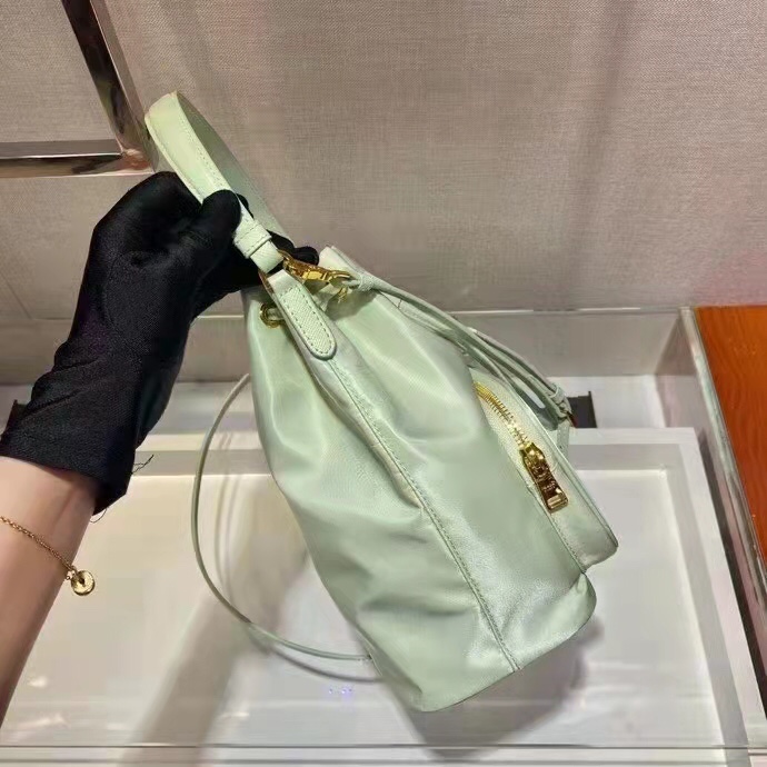 1BH038 18X23X12cm XM 6色 23